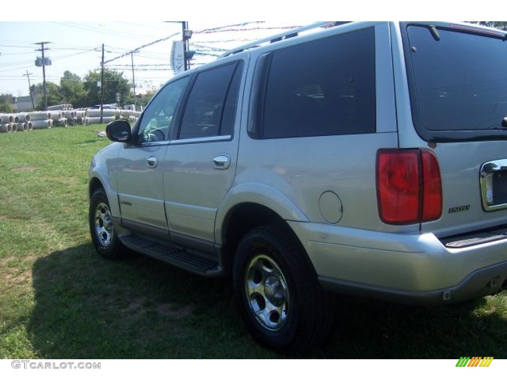 2000 Navigator  - Silver Metallic / Medium Parchment photo #7