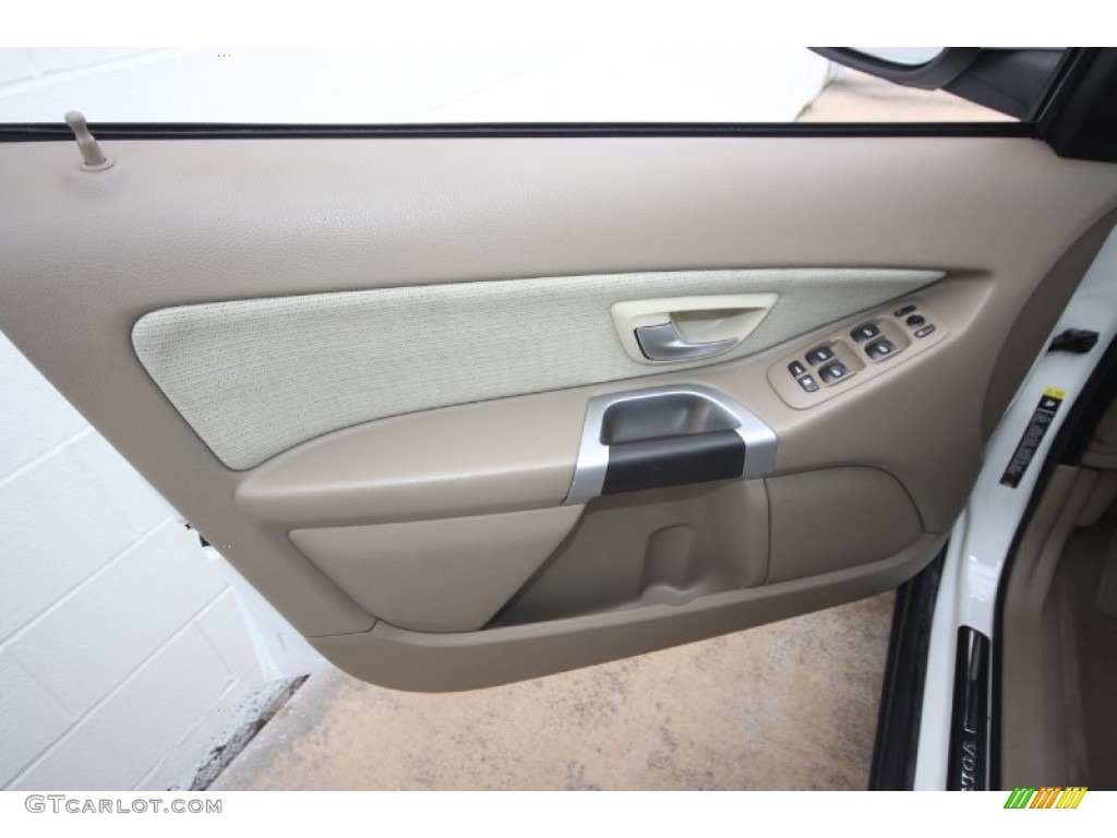 2009 Volvo XC90 3.2 Sandstone Door Panel Photo #70269400