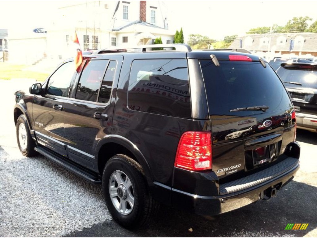 2002 Explorer Limited 4x4 - Black Clearcoat / Midnight Grey photo #5