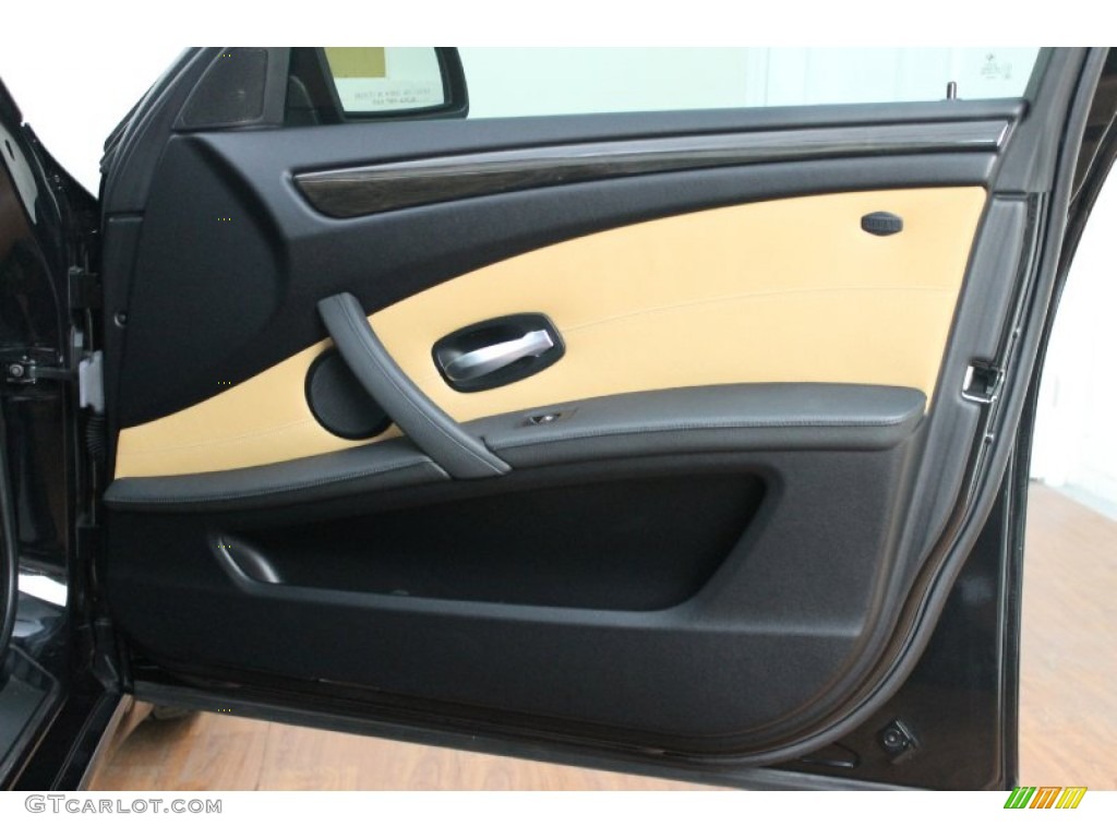 2008 BMW 5 Series 535i Sedan Natural Brown Door Panel Photo #70271338