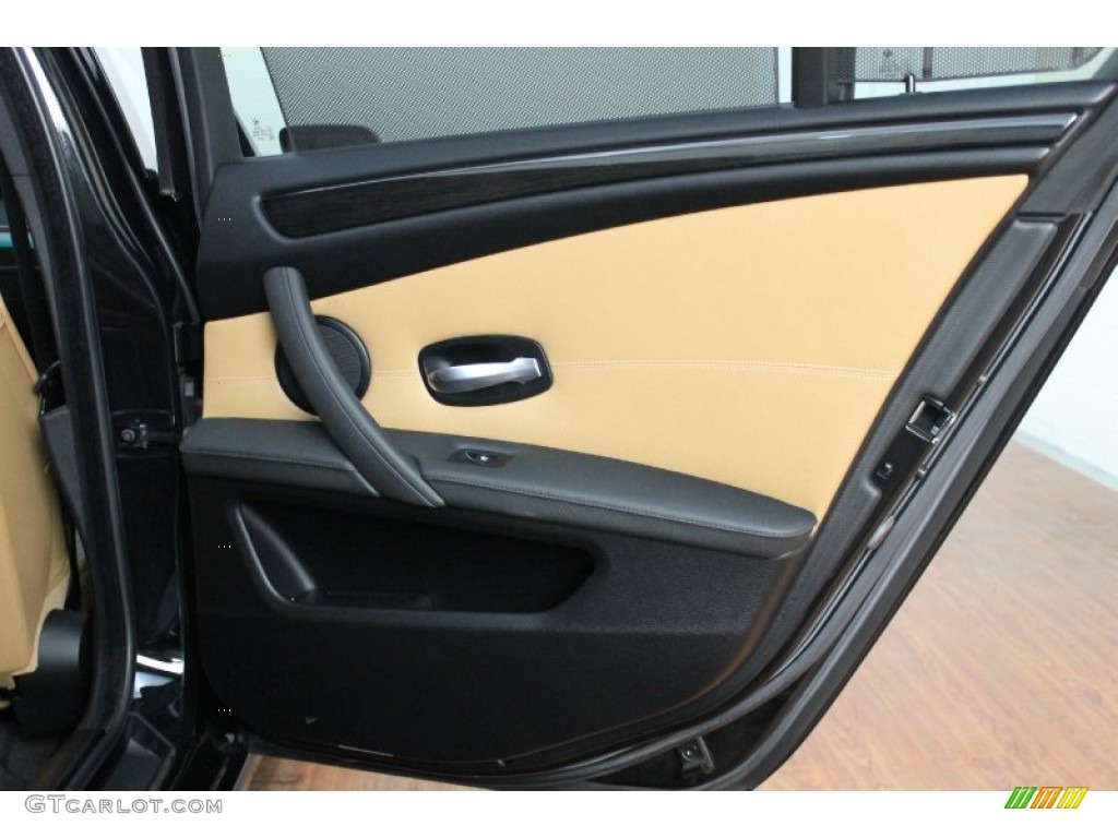 2008 BMW 5 Series 535i Sedan Natural Brown Door Panel Photo #70271356