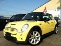 2004 Liquid Yellow Mini Cooper S Hardtop  photo #3