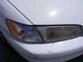 Super White - Camry LE Photo No. 16