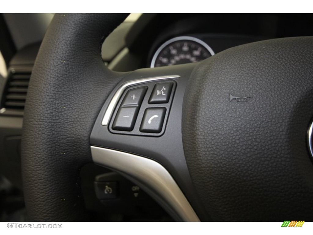 2013 BMW X1 xDrive 35i Controls Photo #70275211