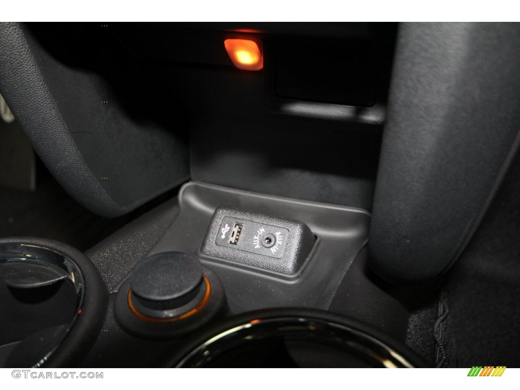 2013 Cooper S Hardtop - Midnight Black Metallic / Carbon Black photo #17