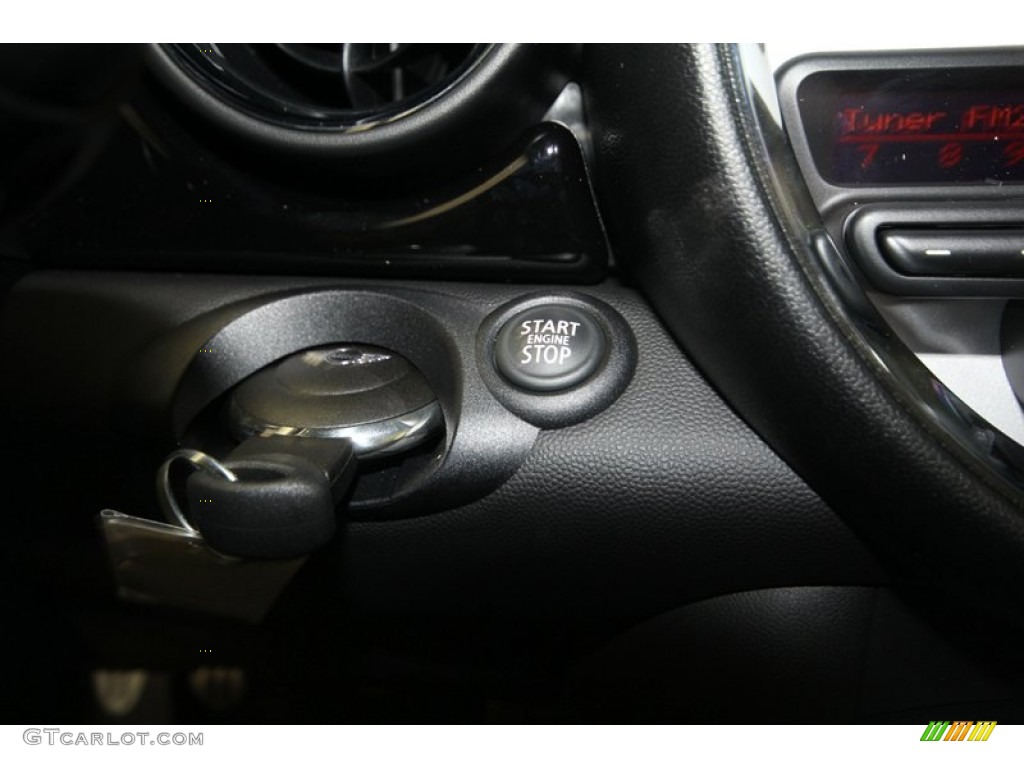 2013 Cooper S Hardtop - Midnight Black Metallic / Carbon Black photo #20
