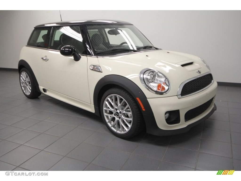 Pepper White 2013 Mini Cooper S Hardtop Exterior Photo #70276096