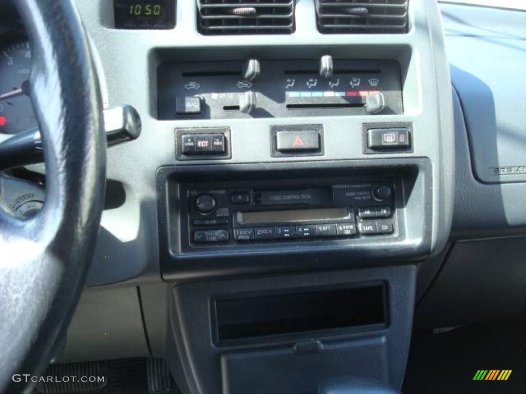 1998 RAV4 4WD - Dark Green Pearl Metallic / Dark Gray photo #18
