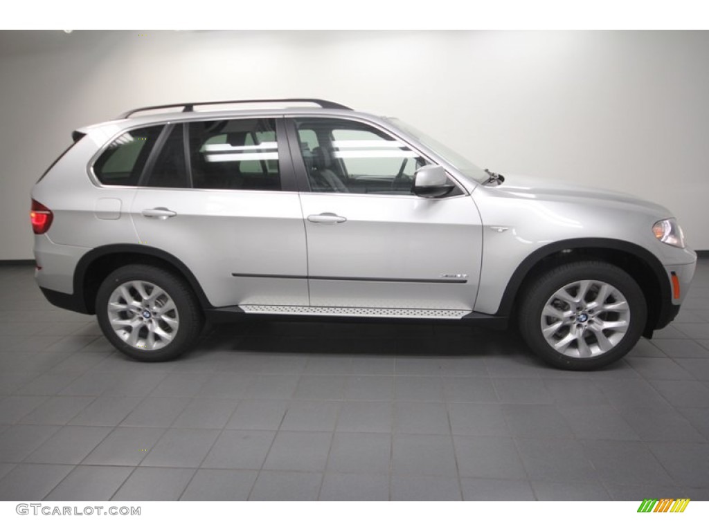 2013 X5 xDrive 35i Premium - Titanium Silver Metallic / Black photo #2