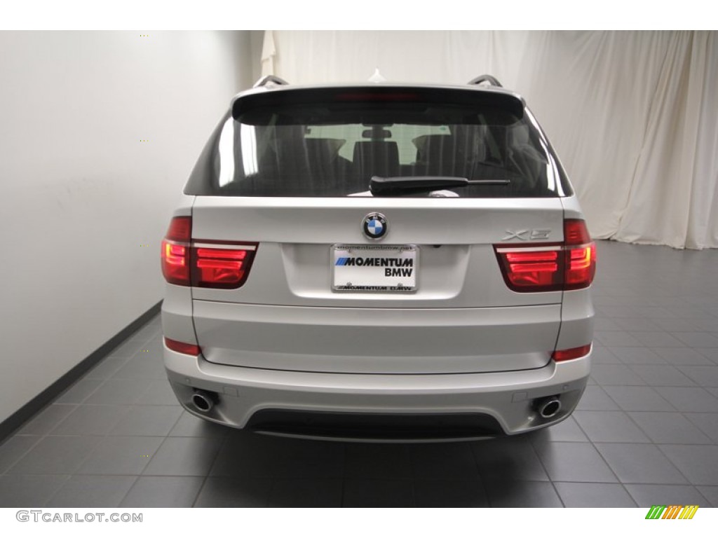 2013 X5 xDrive 35i Premium - Titanium Silver Metallic / Black photo #9
