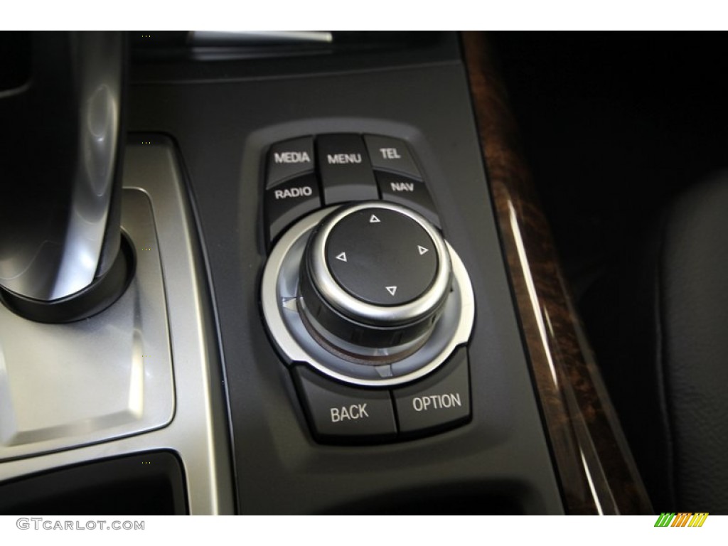 2013 X5 xDrive 35i Premium - Titanium Silver Metallic / Black photo #19