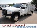 Oxford White - F550 Super Duty XL SuperCab 4x4 Utility Truck Photo No. 4