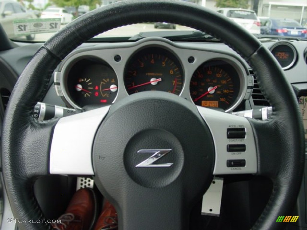 2003 Nissan 350Z Touring Coupe Charcoal Steering Wheel Photo #70278904