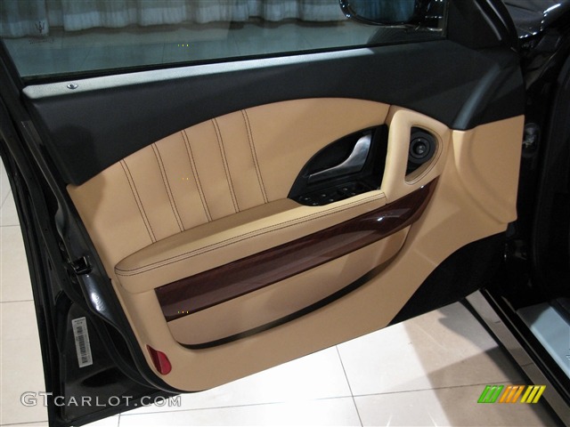 2007 Maserati Quattroporte Sport GT Beige Door Panel Photo #702795