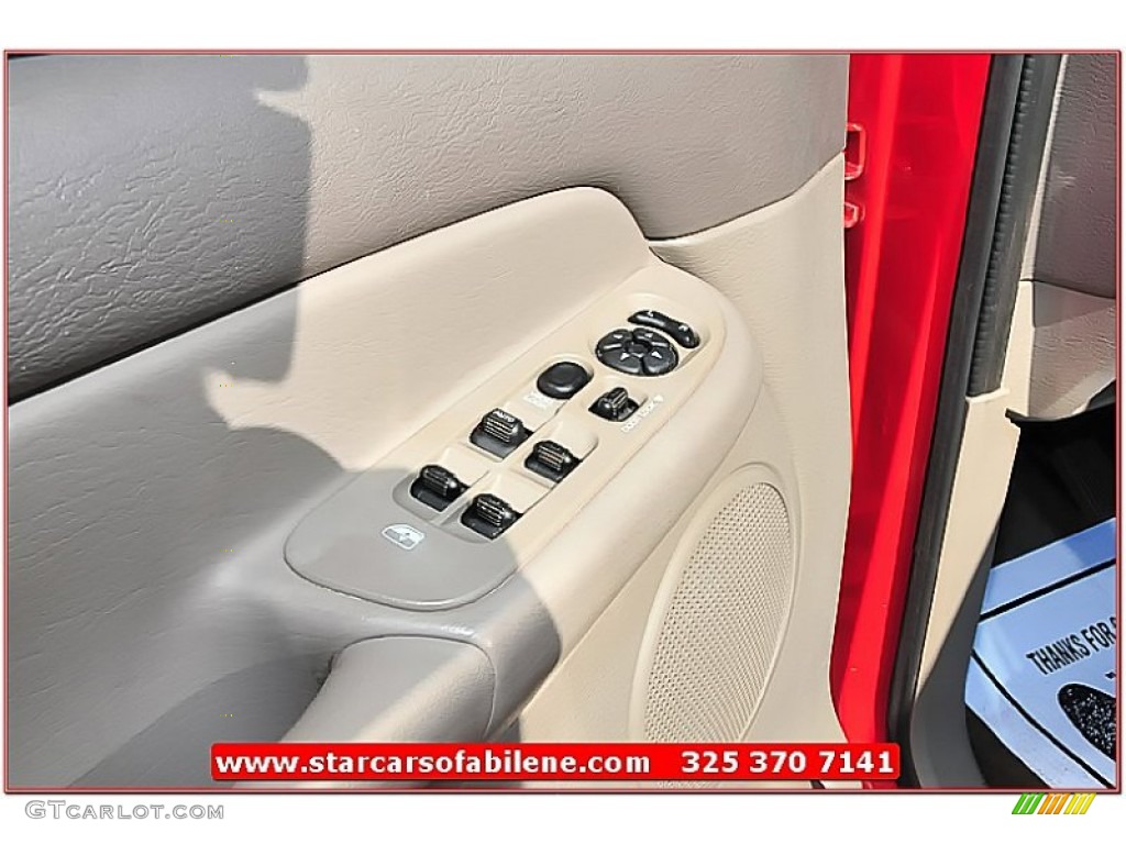 2004 Ram 2500 SLT Quad Cab 4x4 - Flame Red / Dark Slate Gray photo #21