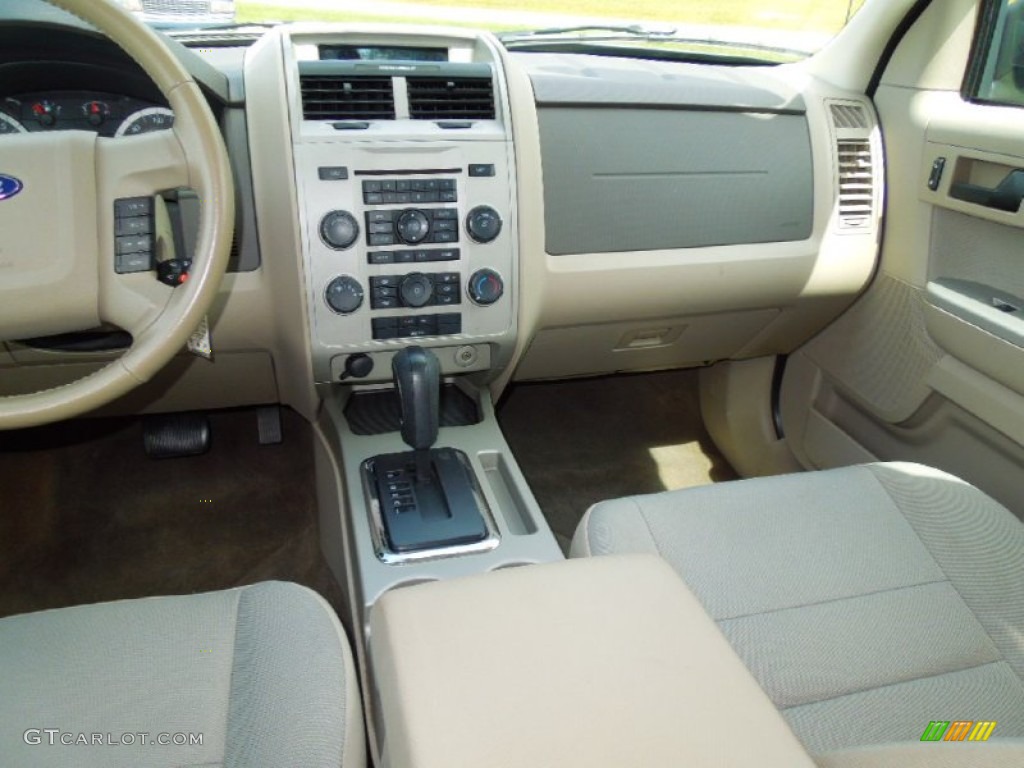 2010 Escape XLT 4WD - Sterling Grey Metallic / Stone photo #17