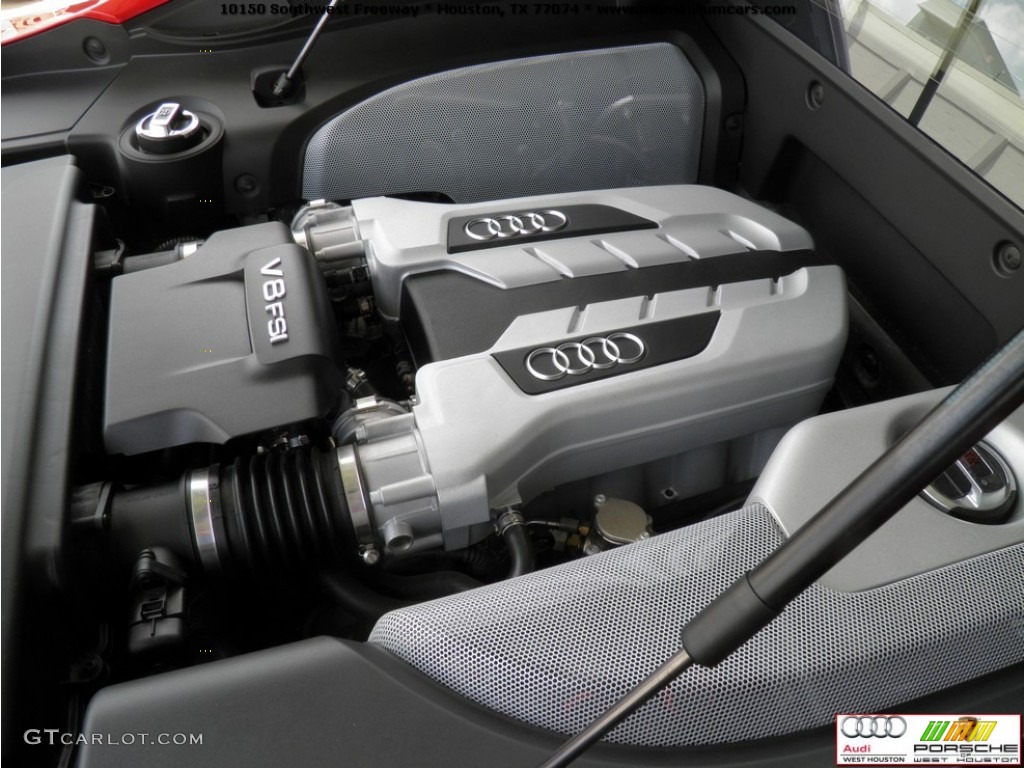 2010 Audi R8 4.2 FSI quattro Engine Photos