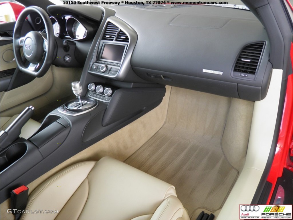 2010 Audi R8 4.2 FSI quattro Fine Nappa Luxor Beige Leather Dashboard Photo #70287877