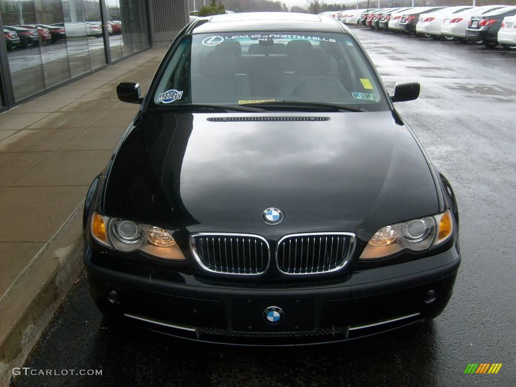 2002 3 Series 330xi Sedan - Jet Black / Grey photo #7