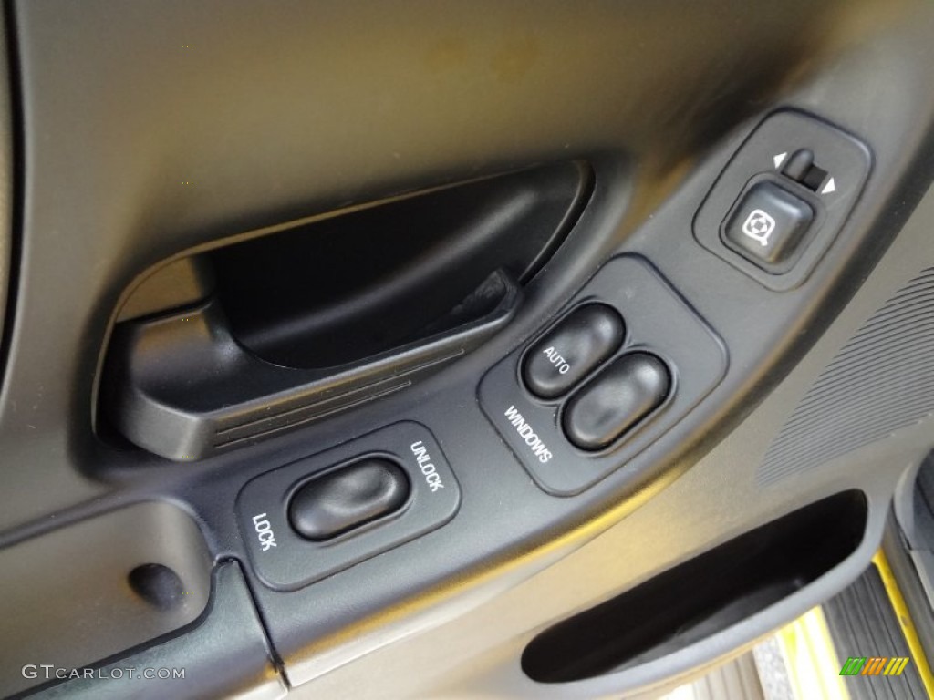 2006 Ranger XLT SuperCab - Screaming Yellow / Medium Dark Flint photo #18