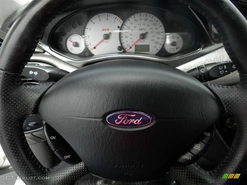 2004 Ford Focus SVT Hatchback Gauges Photos