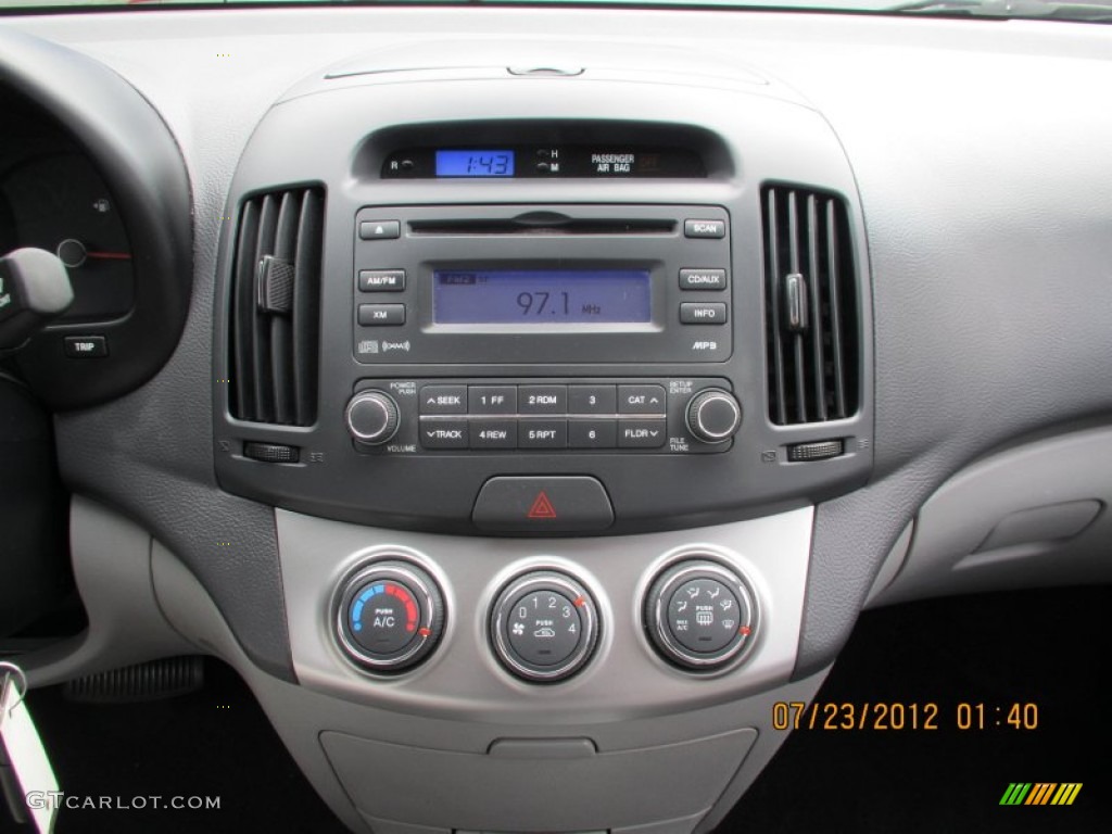 2009 Elantra GLS Sedan - Quicksilver / Gray photo #12