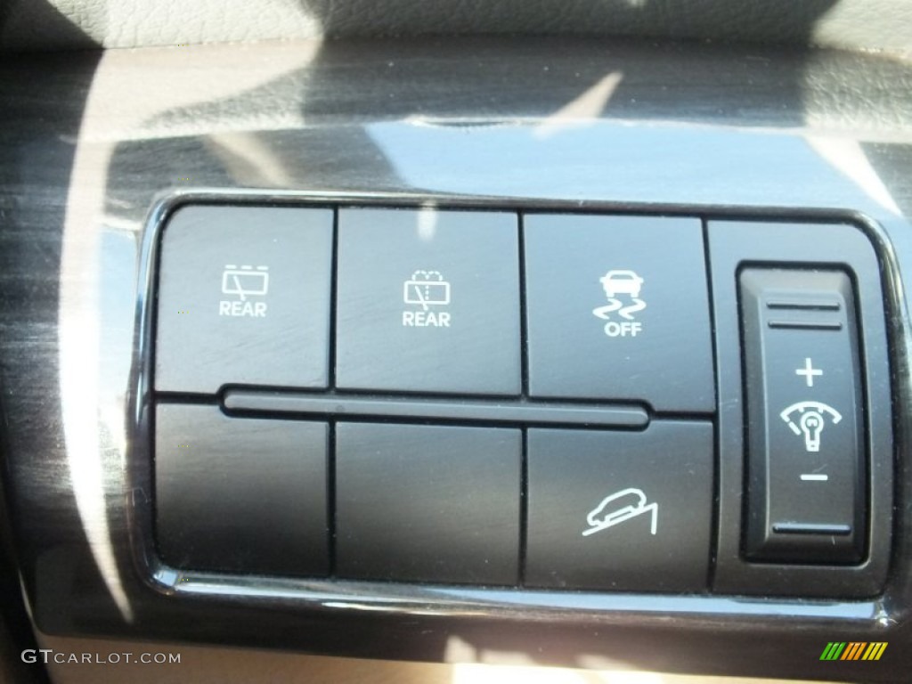 2011 Sorento LX V6 - White Sand Beige / Beige photo #14