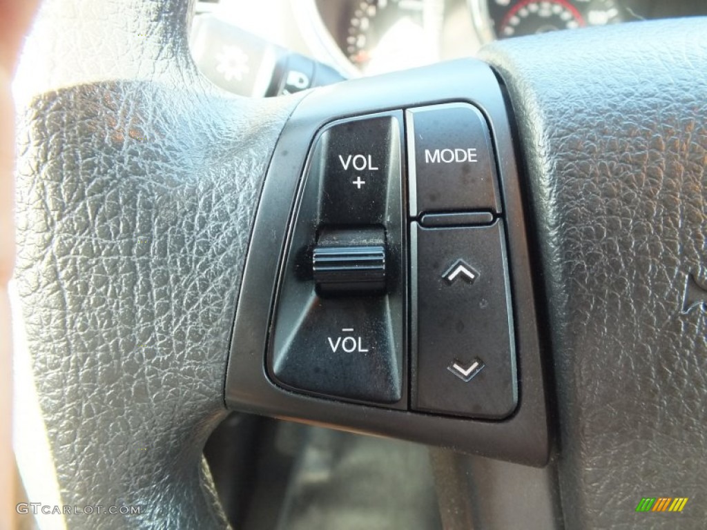 2011 Sorento LX V6 - White Sand Beige / Beige photo #16
