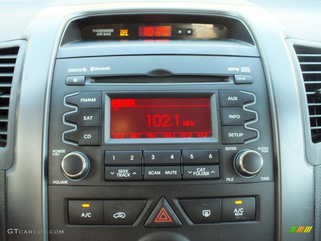 2011 Sorento LX V6 - White Sand Beige / Beige photo #21