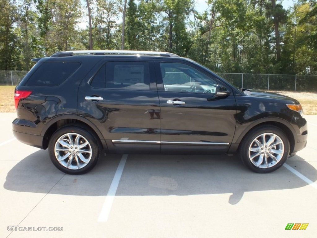 2013 Explorer Limited - Tuxedo Black Metallic / Charcoal Black photo #2