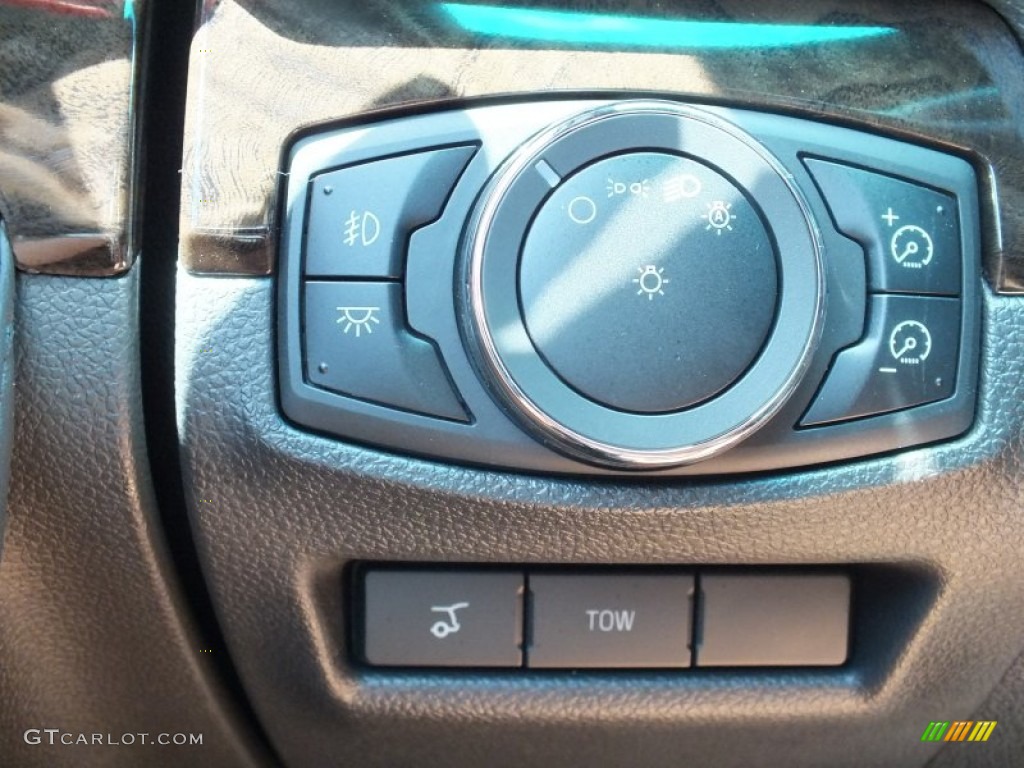 2013 Explorer Limited - Tuxedo Black Metallic / Charcoal Black photo #13