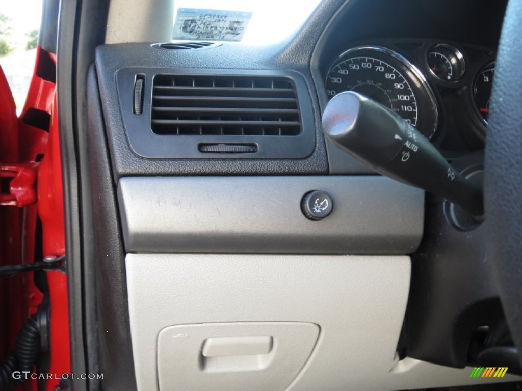 2007 Cobalt LS Coupe - Victory Red / Gray photo #36