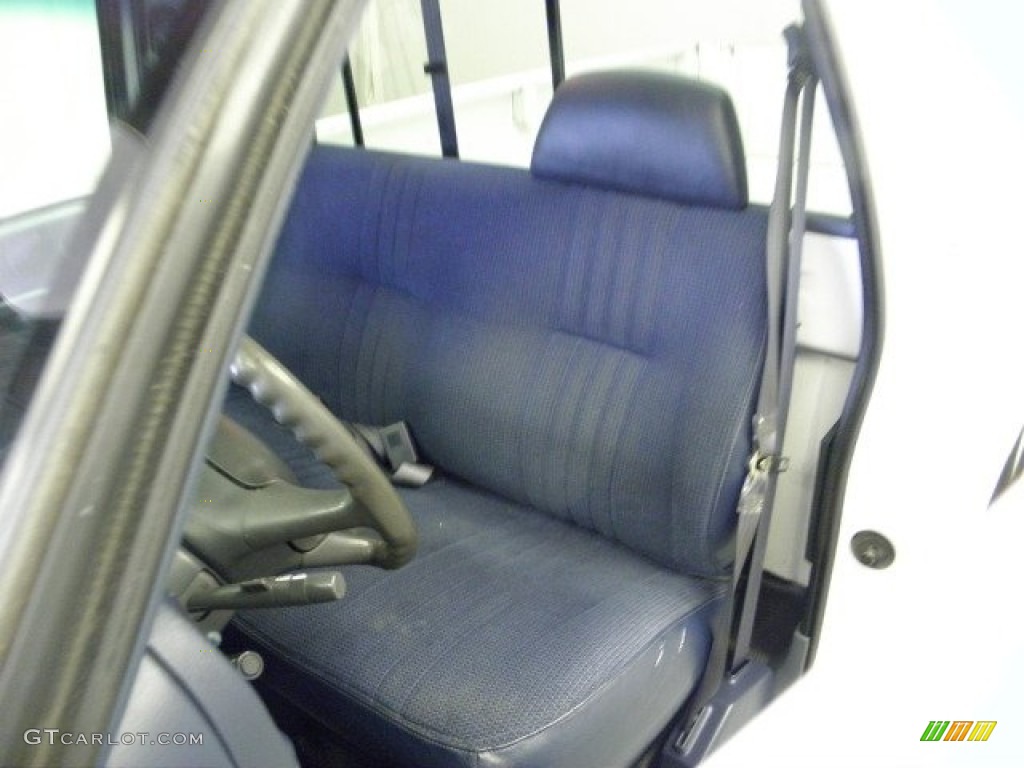 1998 C/K C1500 Regular Cab - Summit White / Gray photo #12