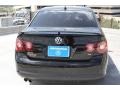 Black Uni - Jetta SE Sedan Photo No. 4