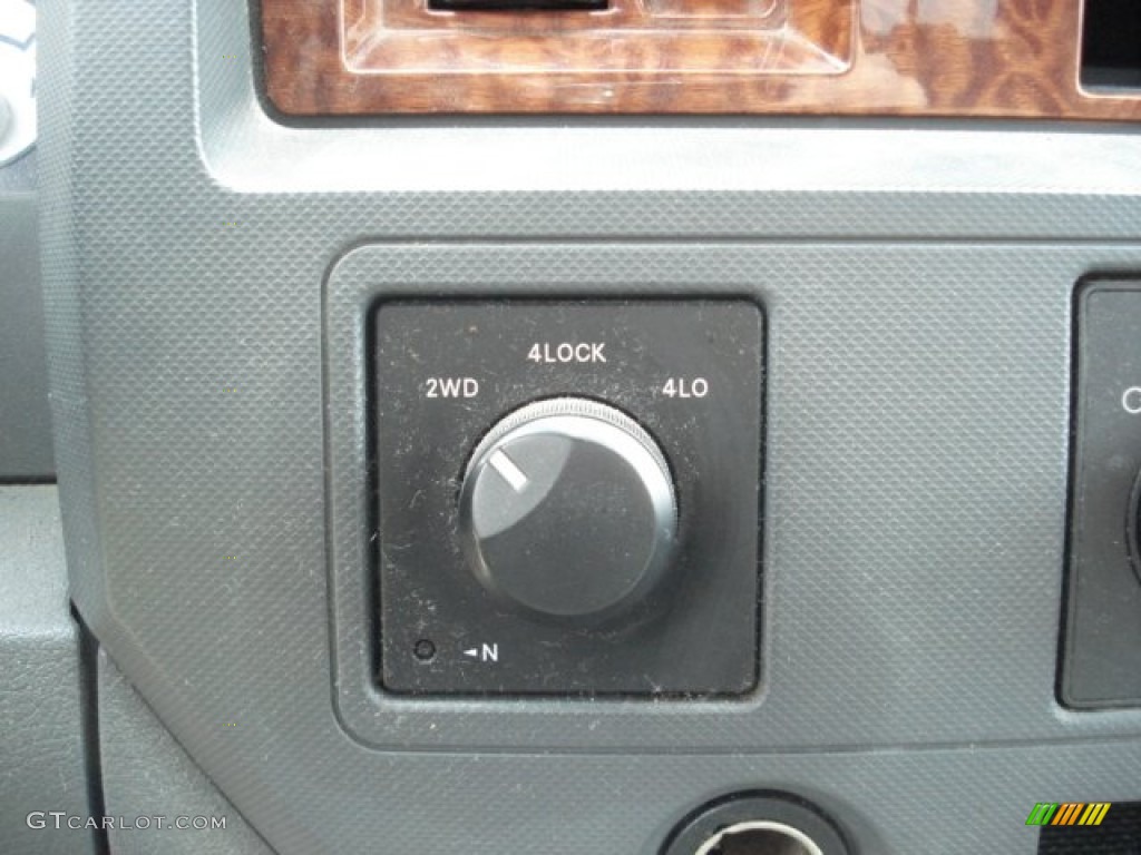 2006 Ram 1500 SLT Quad Cab 4x4 - Inferno Red Crystal Pearl / Medium Slate Gray photo #21