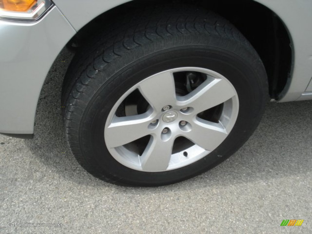 2011 Ram 1500 Express Regular Cab 4x4 - Bright Silver Metallic / Dark Slate Gray/Medium Graystone photo #9