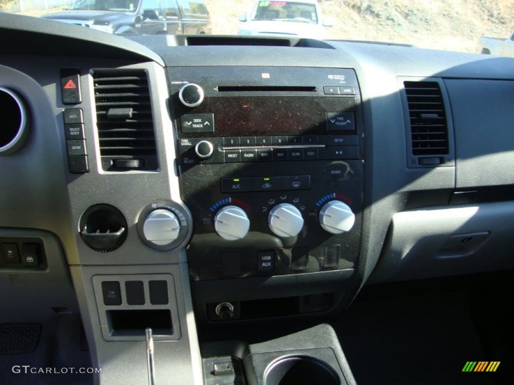 2010 Tundra SR5 CrewMax - Black / Graphite Gray photo #14