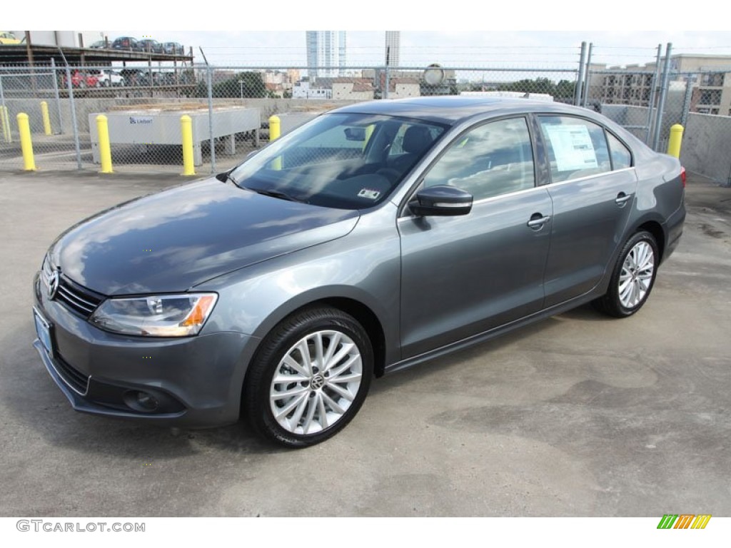2013 Jetta SEL Sedan - Platinum Gray Metallic / Titan Black photo #3