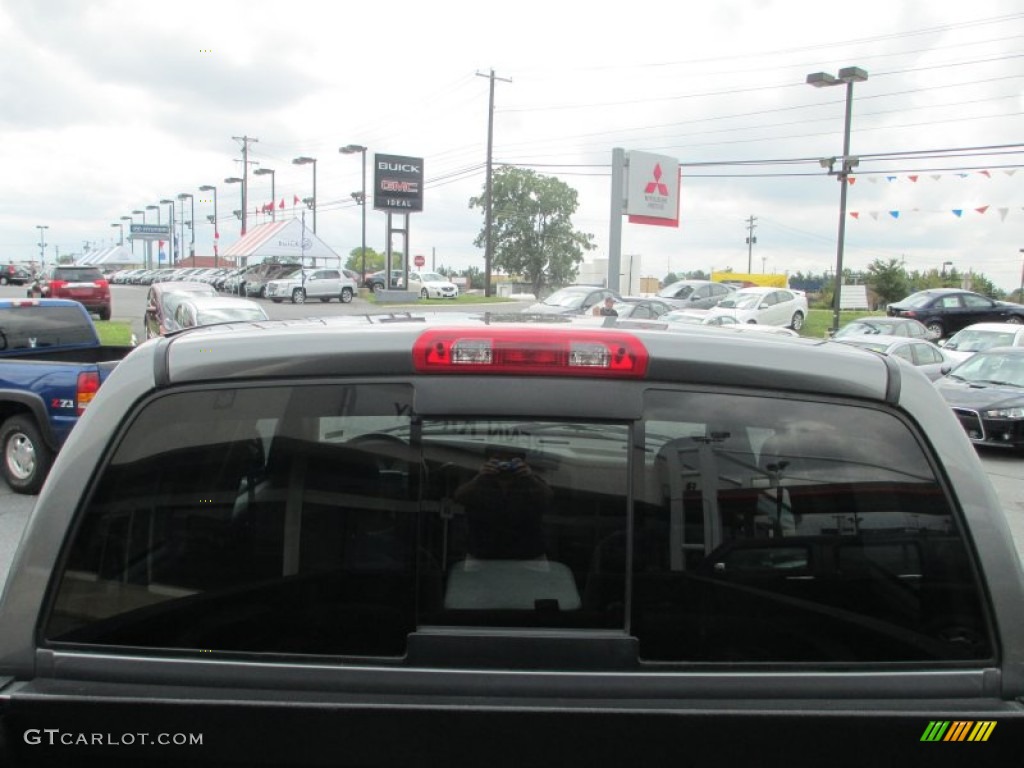 2005 Ram 1500 SLT Quad Cab 4x4 - Mineral Gray Metallic / Dark Slate Gray photo #11