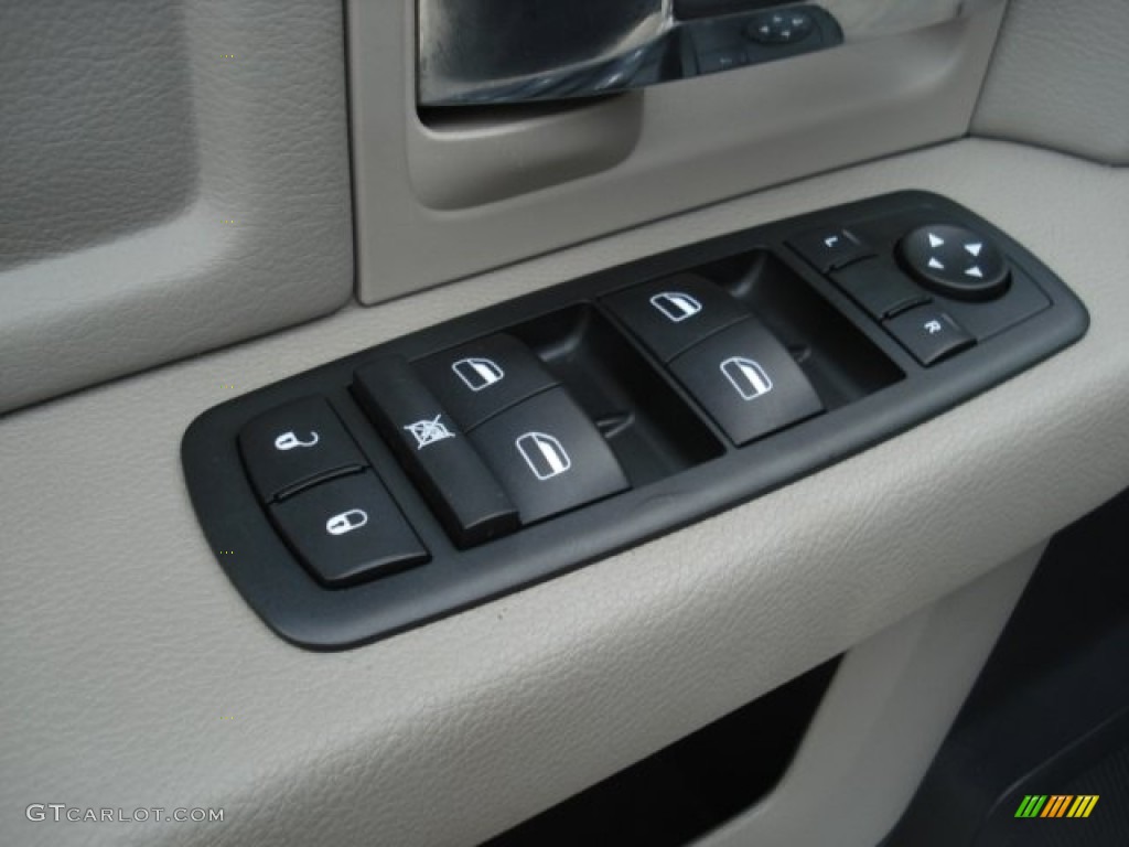 2009 Ram 1500 Big Horn Edition Crew Cab 4x4 - Bright Silver Metallic / Dark Slate/Medium Graystone photo #18