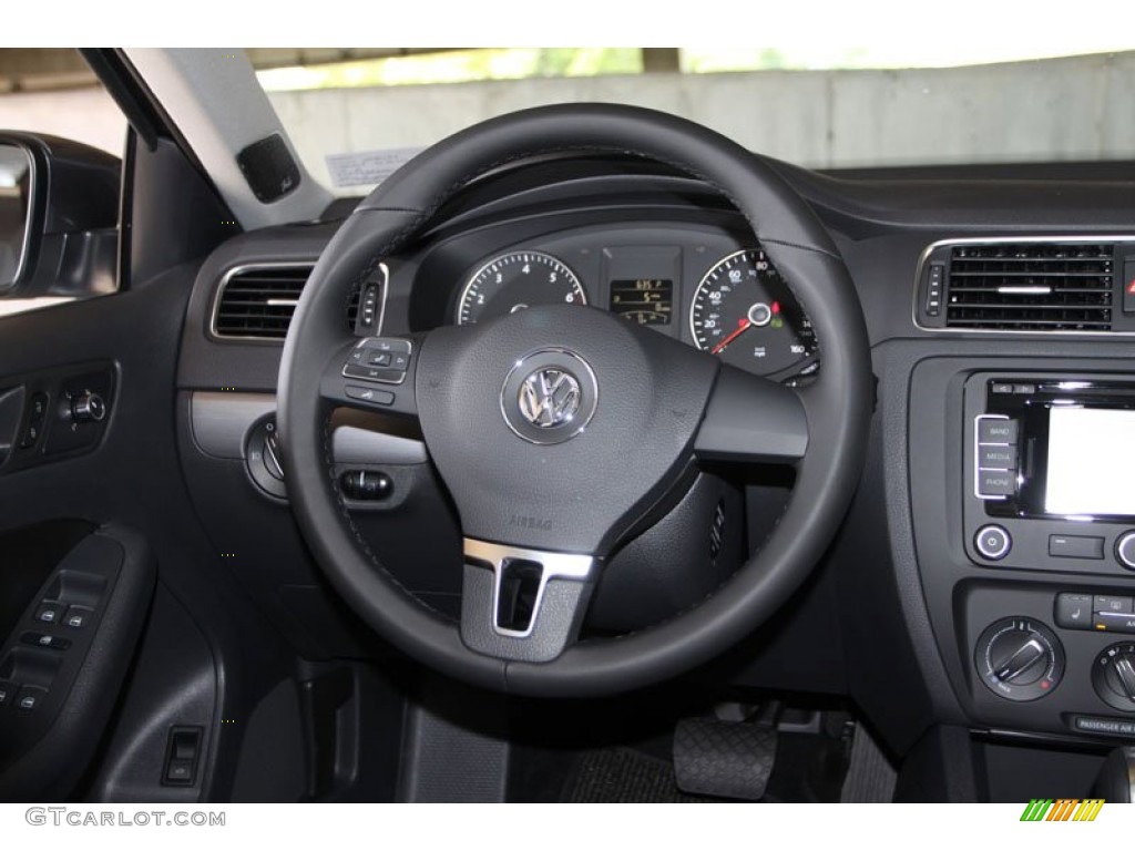 2013 Jetta SEL Sedan - Platinum Gray Metallic / Titan Black photo #18