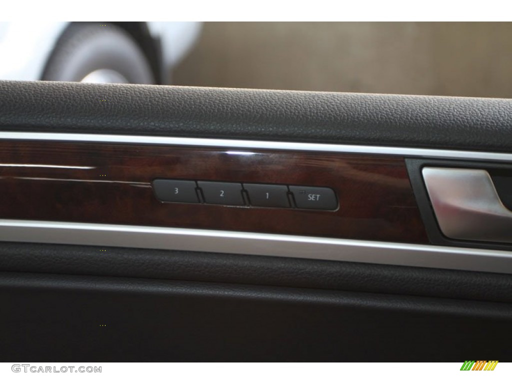2013 Touareg TDI Lux 4XMotion - Galapagos Metallic / Black Anthracite photo #20