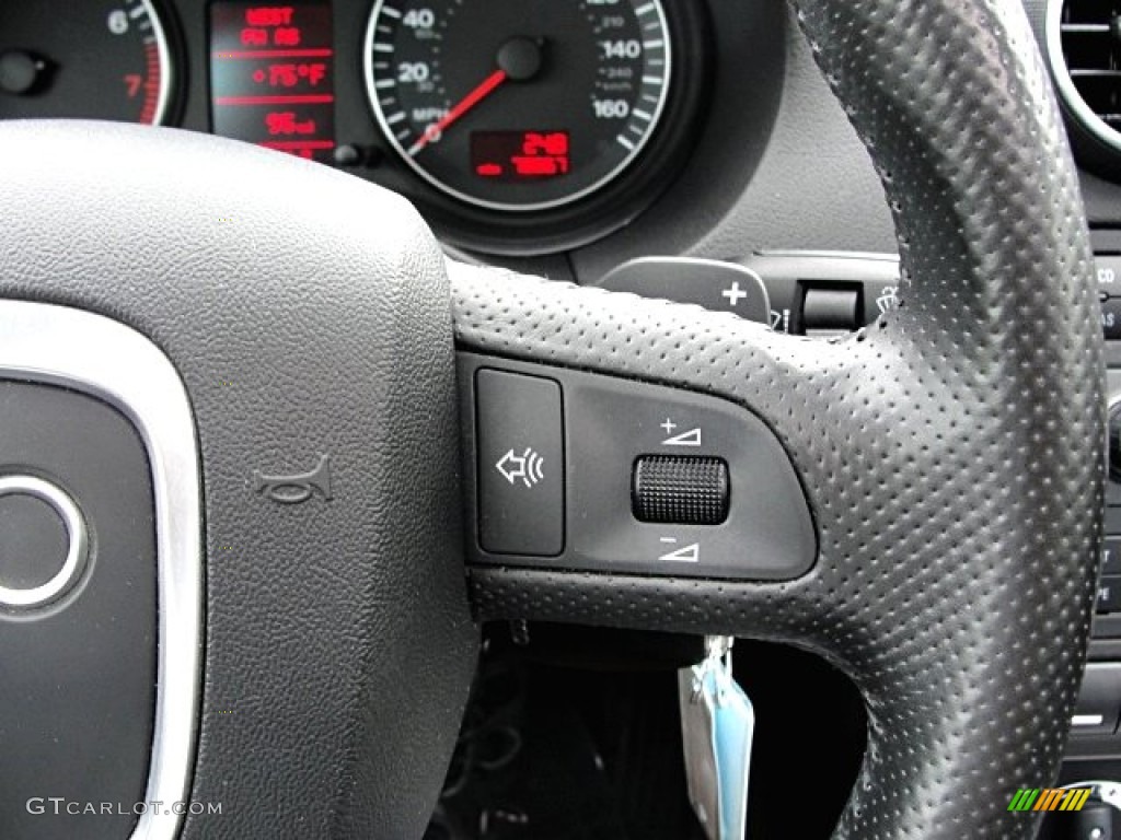 2006 Audi A3 2.0T Controls Photo #70301648