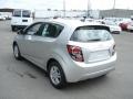 Silver Ice Metallic - Cruze LS Photo No. 6