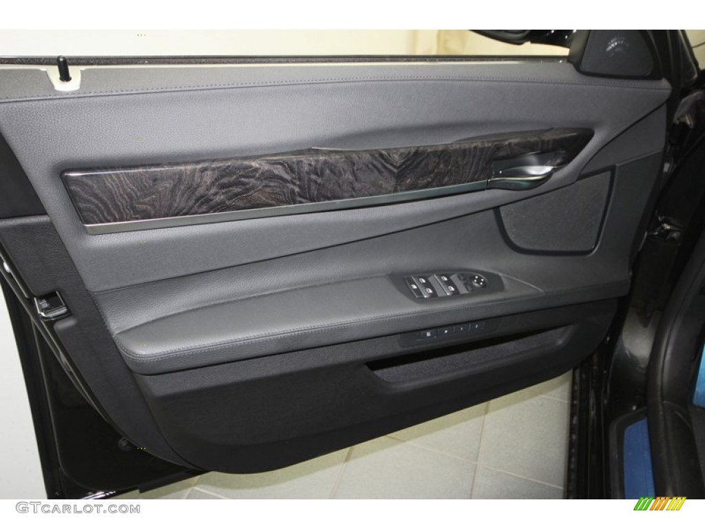 2013 7 Series 740Li Sedan - Black Sapphire Metallic / Black photo #13