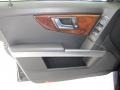 Black - GLK 350 Photo No. 31