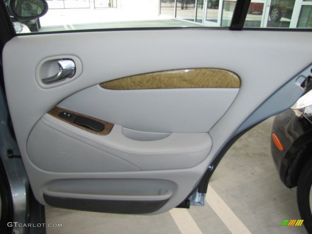 2006 Jaguar S-Type 3.0 Dove Door Panel Photo #70308136