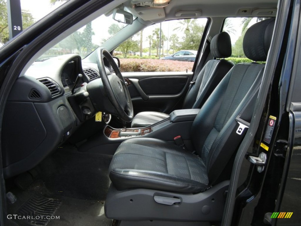 Charcoal Interior 2004 Mercedes-Benz ML 350 4Matic Photo #70308896