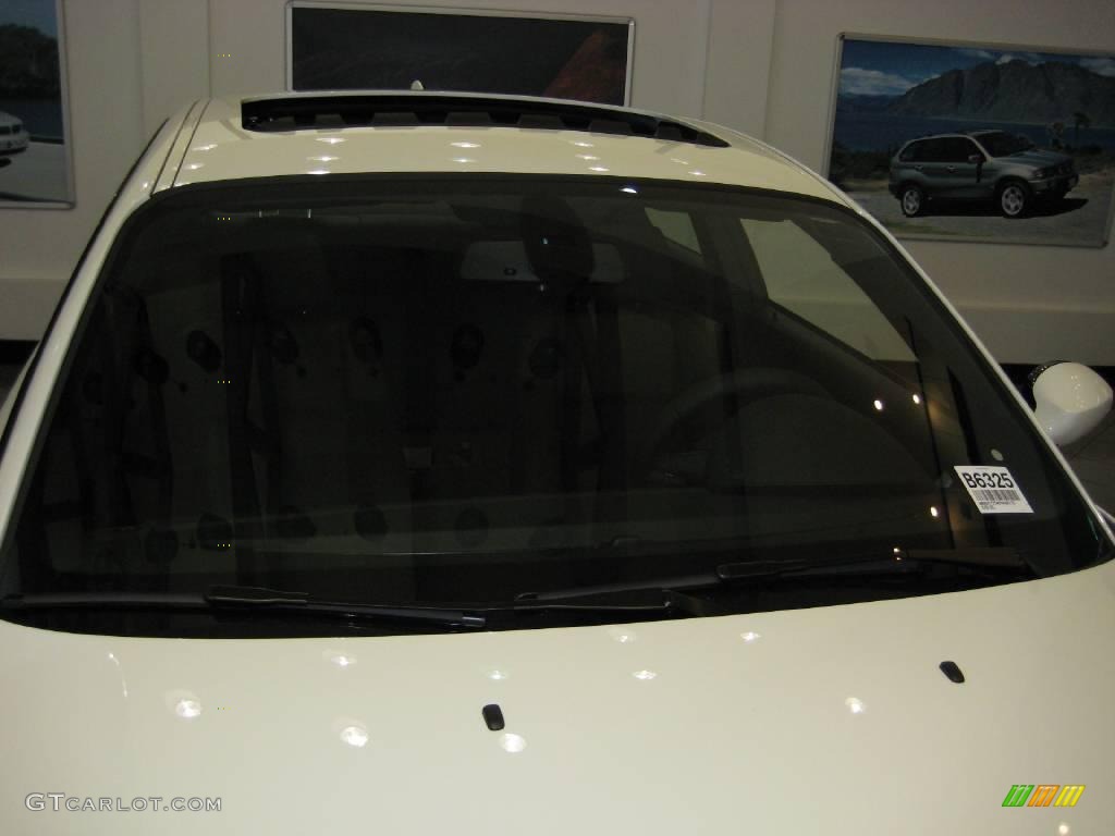 2009 1 Series 135i Coupe - Alpine White / Black photo #5