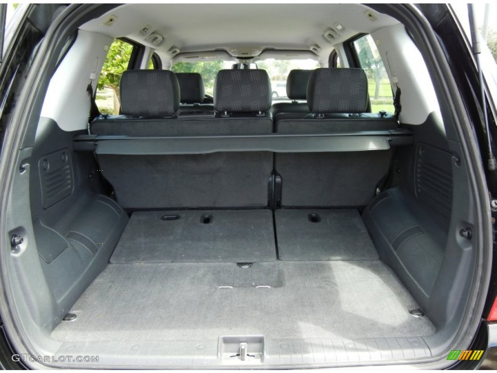 2004 Mercedes-Benz ML 350 4Matic Trunk Photo #70309013